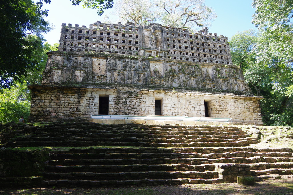 Largest temple at Yaxchilán