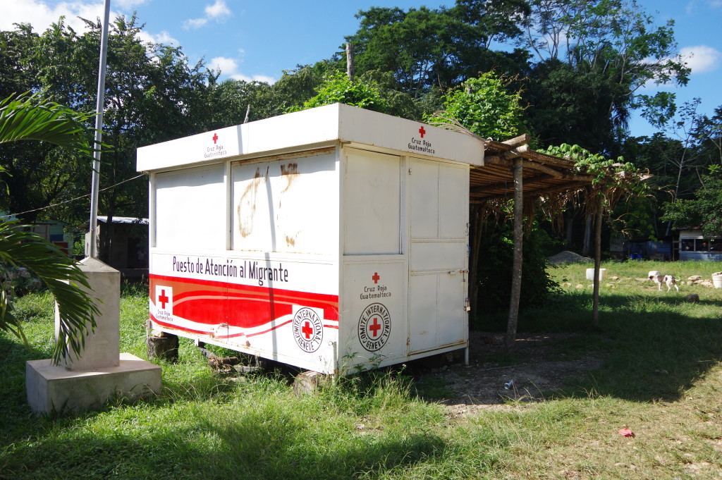 Red Cross post in La Técnica - there seems to be migration from Nicaragua and other countries